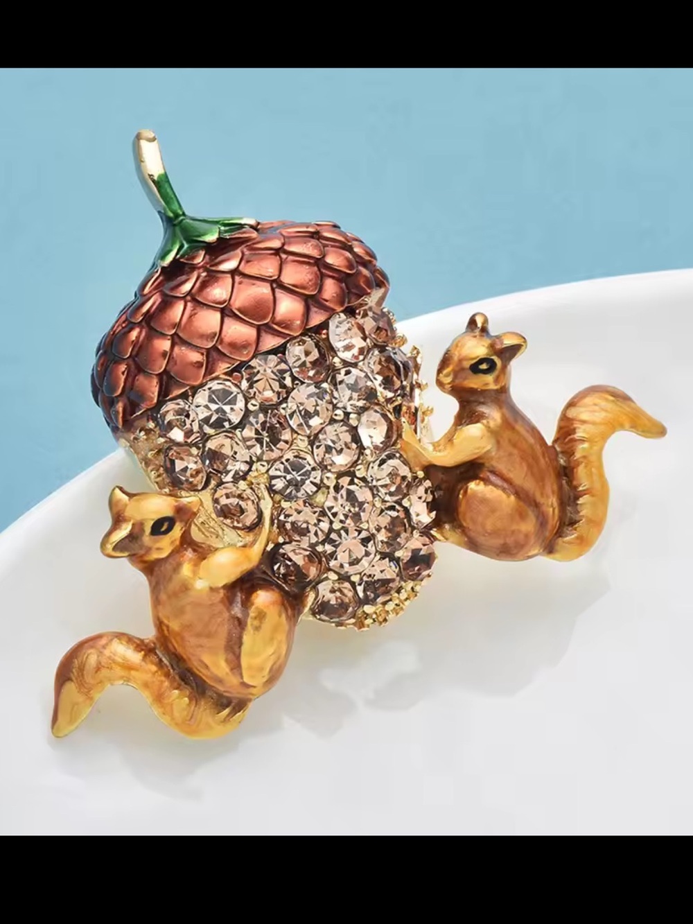 Cute Squirrel Whimsical Acorn Crystal Brooch - Picture 6 of 10